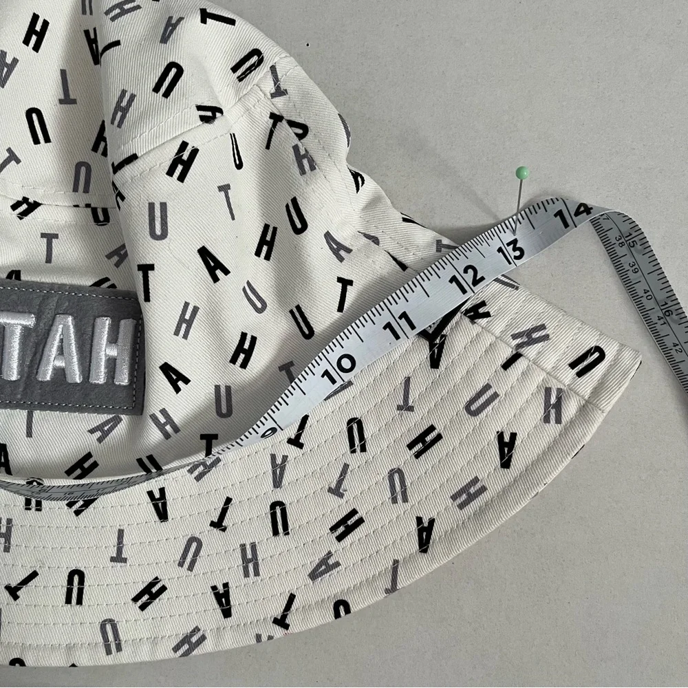 Robin Ruth Utah White Alphabet Print Bucket Hat crunch roll hat. - Picture 8 of 9